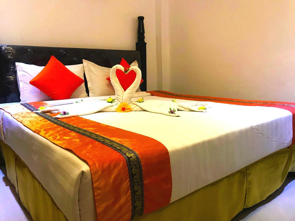 Perfect Hotel Мандалай Экстерьер фото